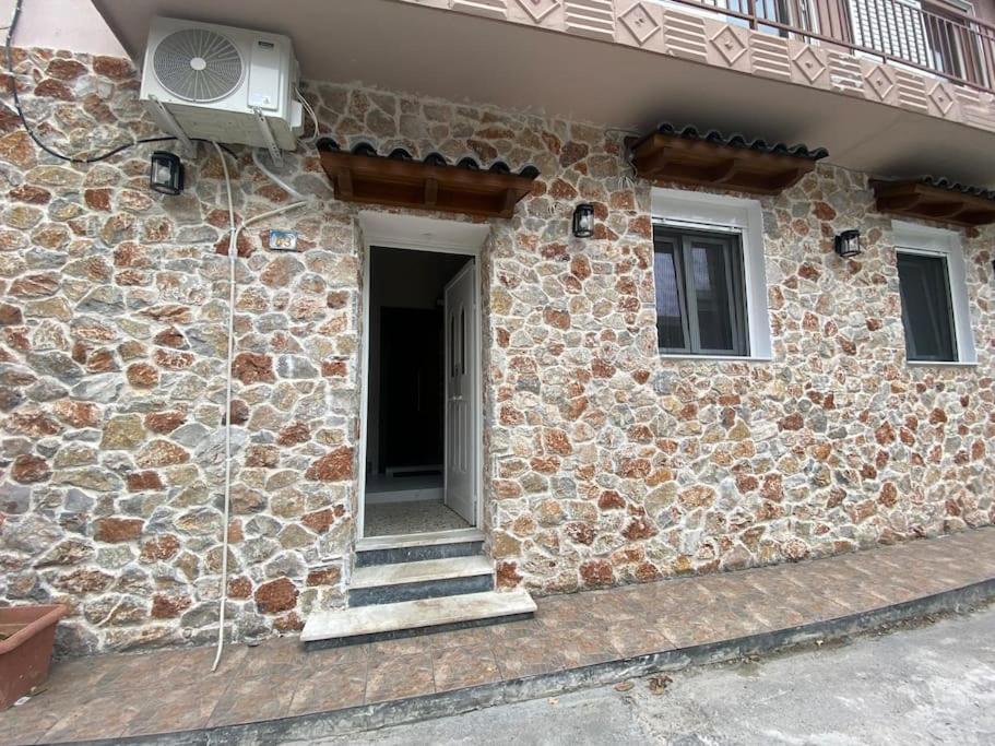 Stone House 48 M Apartment Acharnes Exterior photo